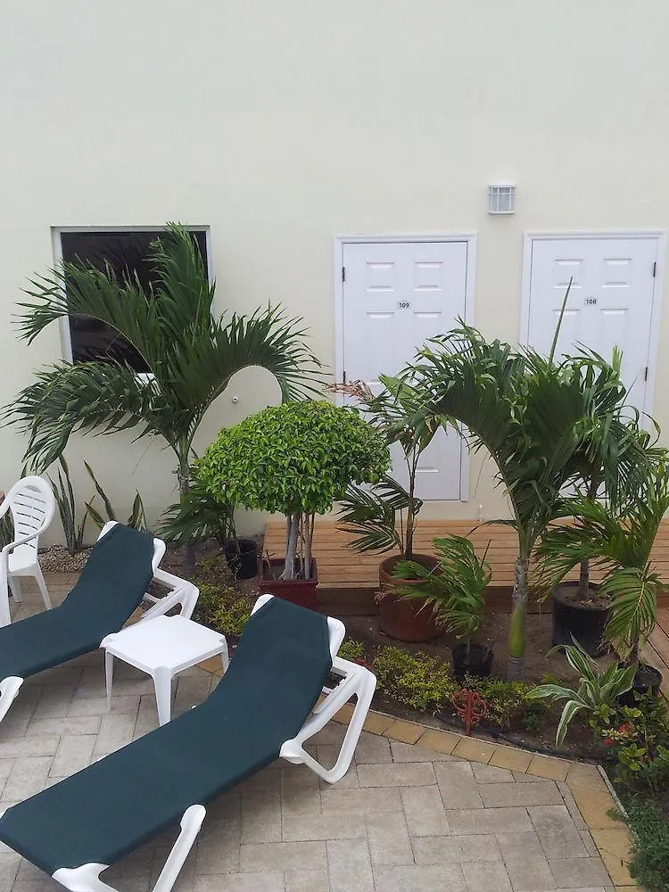 Agua Clara Eco Suites Oranjestad 0*,
